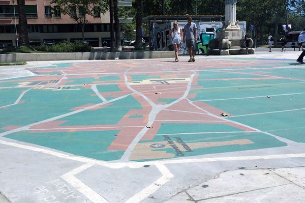 El mapa complejo y detallado de la ciudad se ha realizado en termoplástico preformado DecoMark®